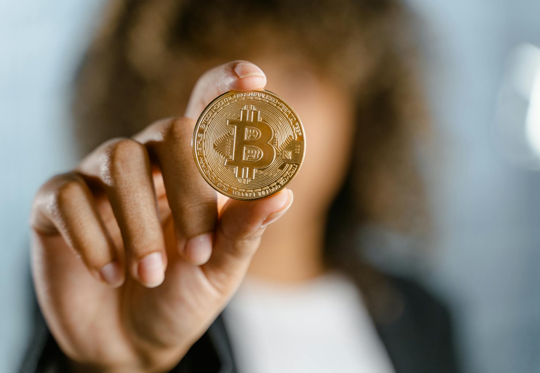 Ethereum Surges on Institutional Buying: Record $228B Stablecoin Flow