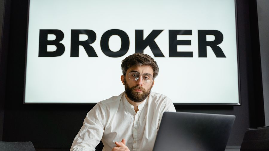 How to Vet a Forex Broker Before You Deposit a Cent