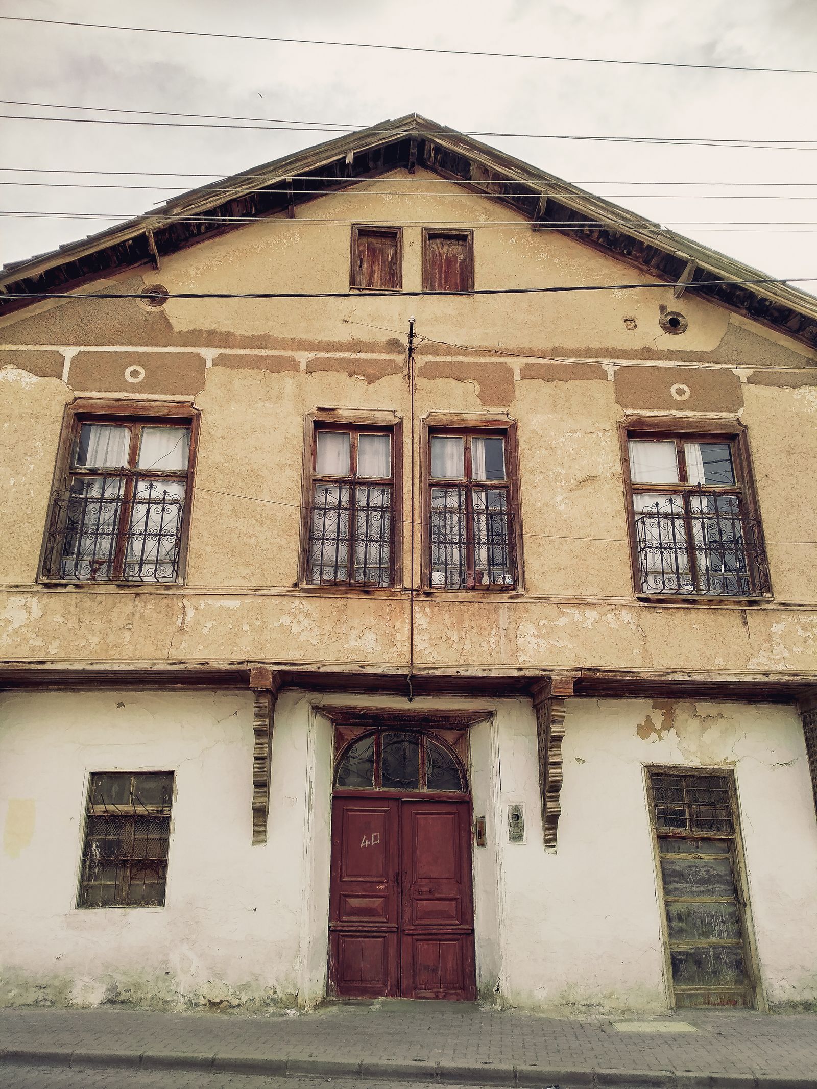 BNB Chain and DeFi tokens outperform during market pullback