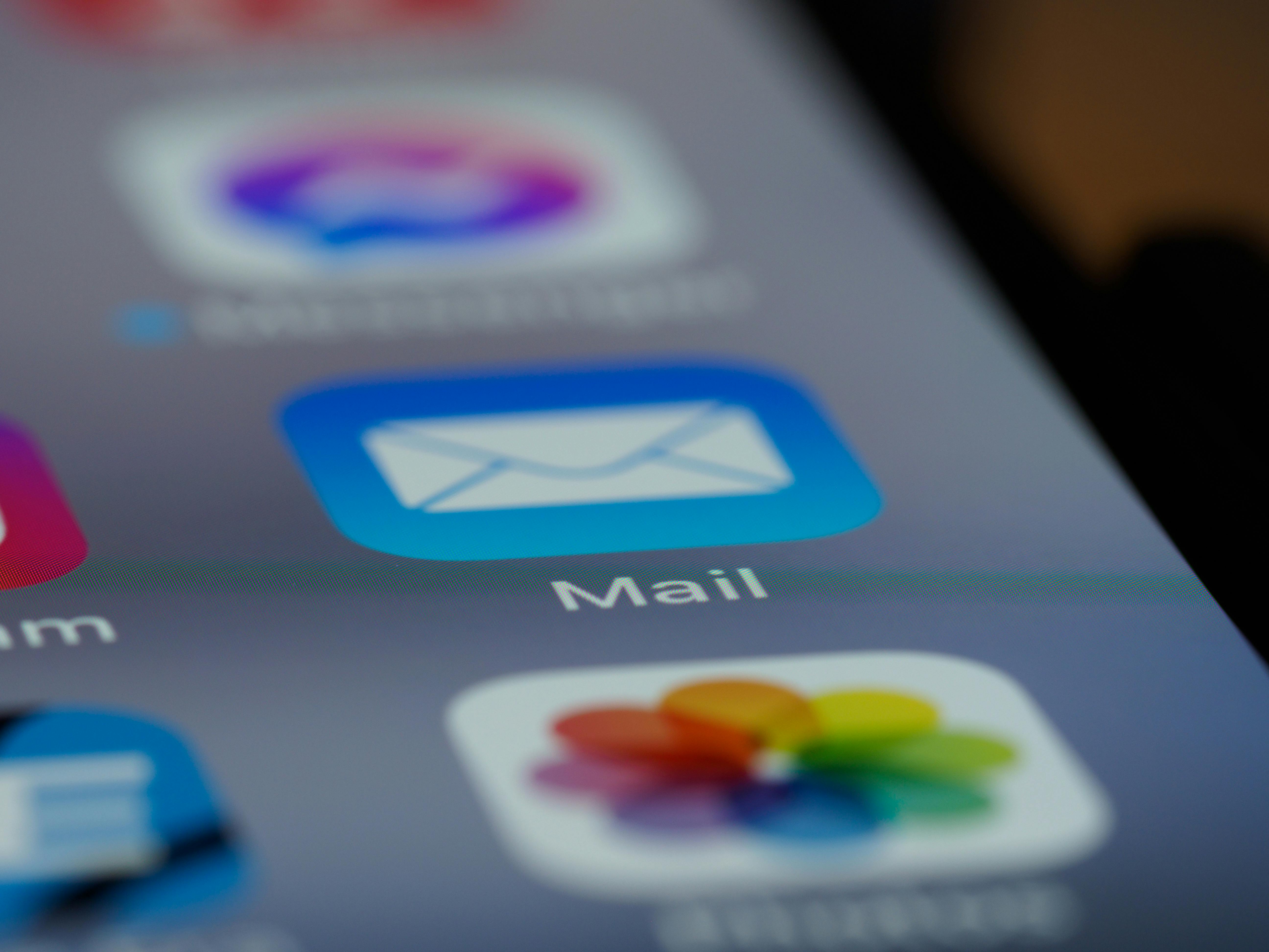 Email newsletter creation interface