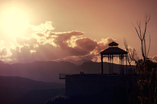 Scenic Viewpoint Overlooking Mountains at Sunrise