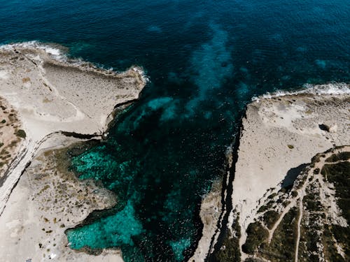 Δωρεάν στοκ φωτογραφιών με ακτή, από πάνω, εναέρια λήψη