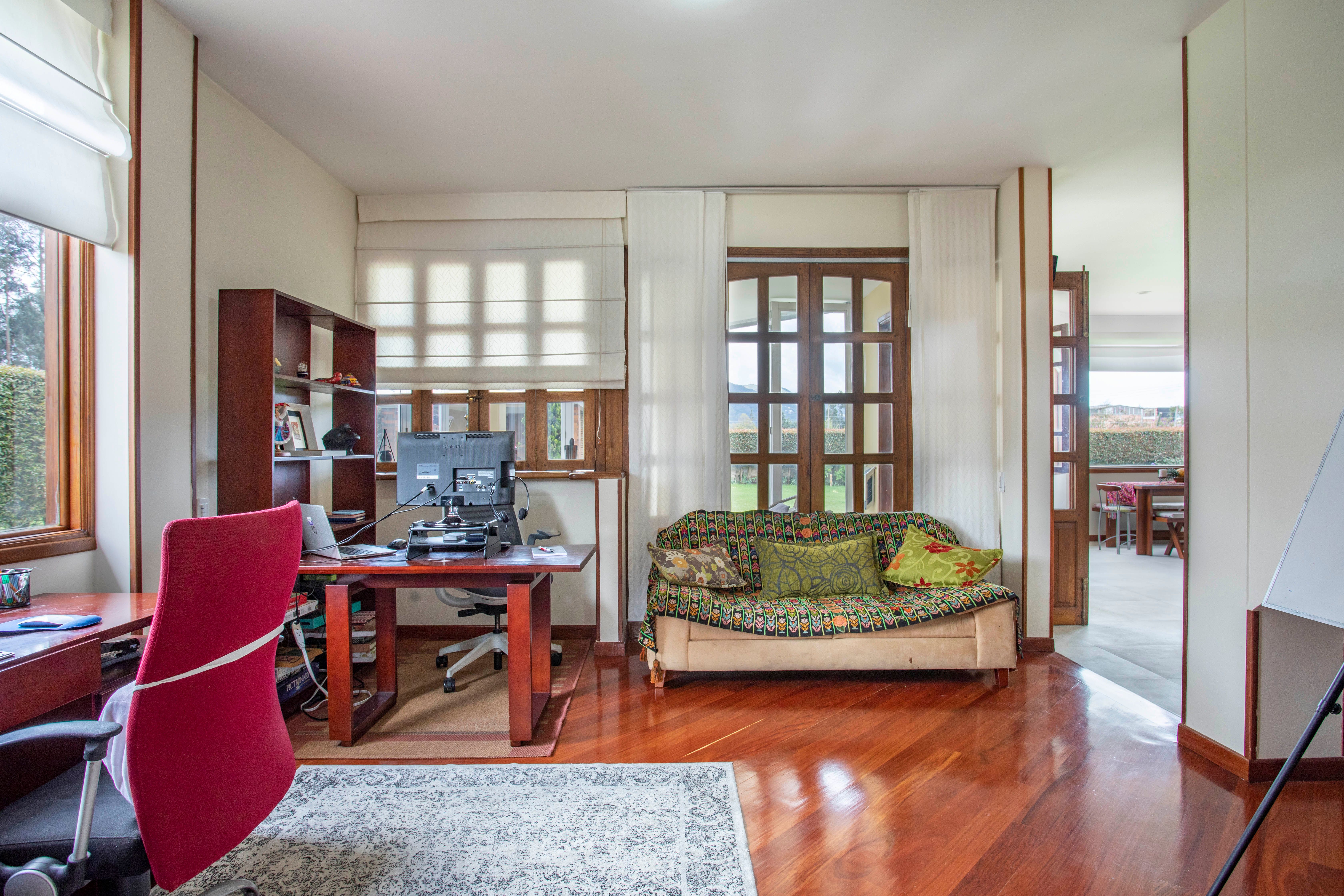 Apartamento con terraza - foto 2