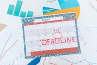 Calendar with Deadline Reminder