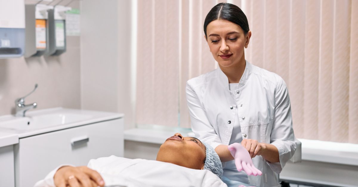 Men Seek Cosmetic Clinics for Post-Weight Loss Enhancements