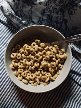 Caramel Whole Grain Corn & Oat Cereal