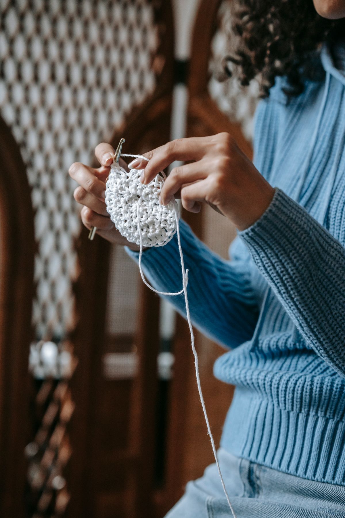 Nahaufnahme von Strickhandarbeit