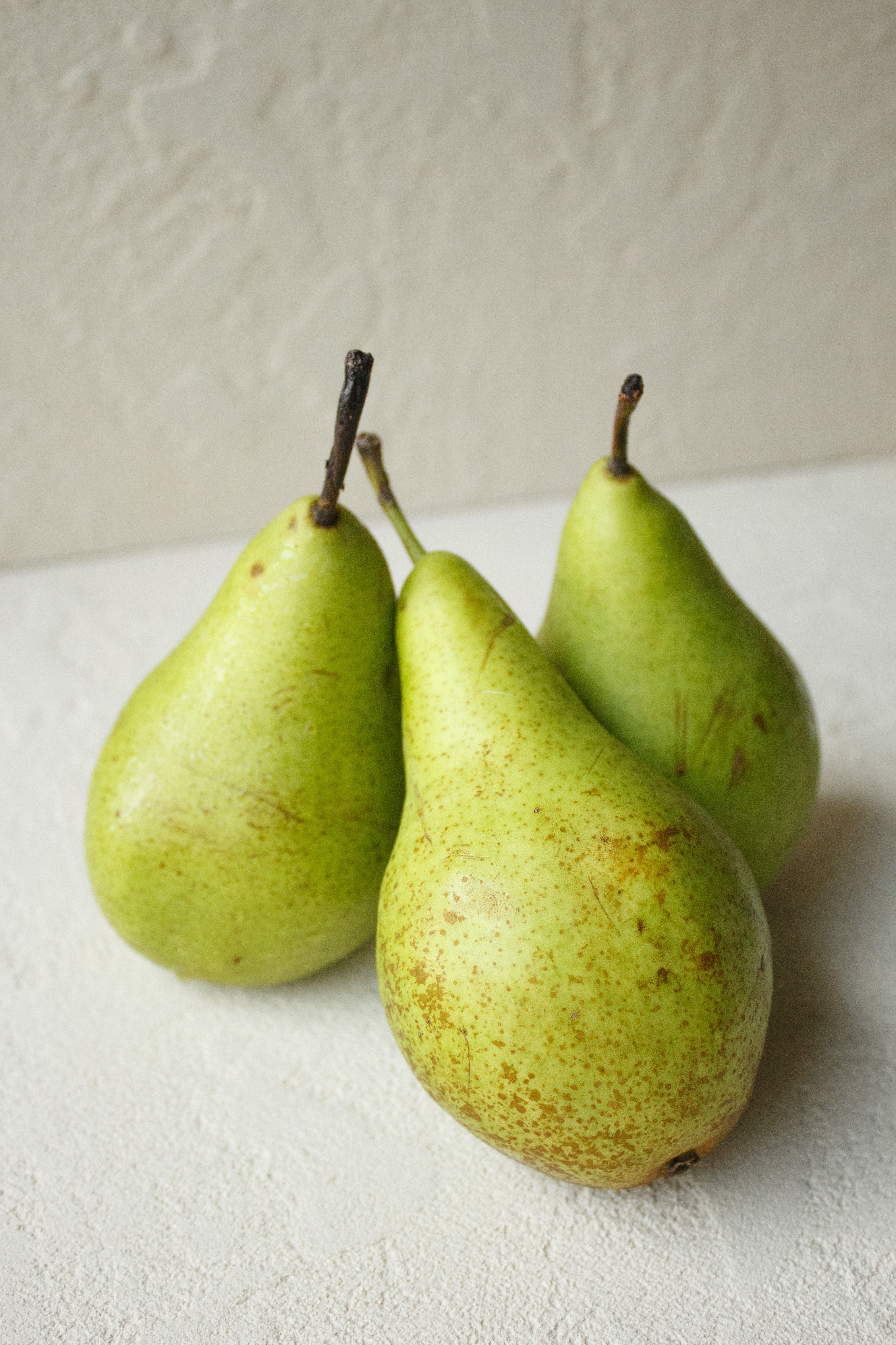 Organic Green Pears · Free Stock Photo