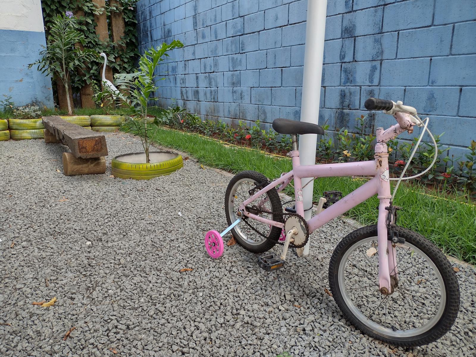 استشارة طبيب جلدية لعلاج تقشر البشرة المستمر