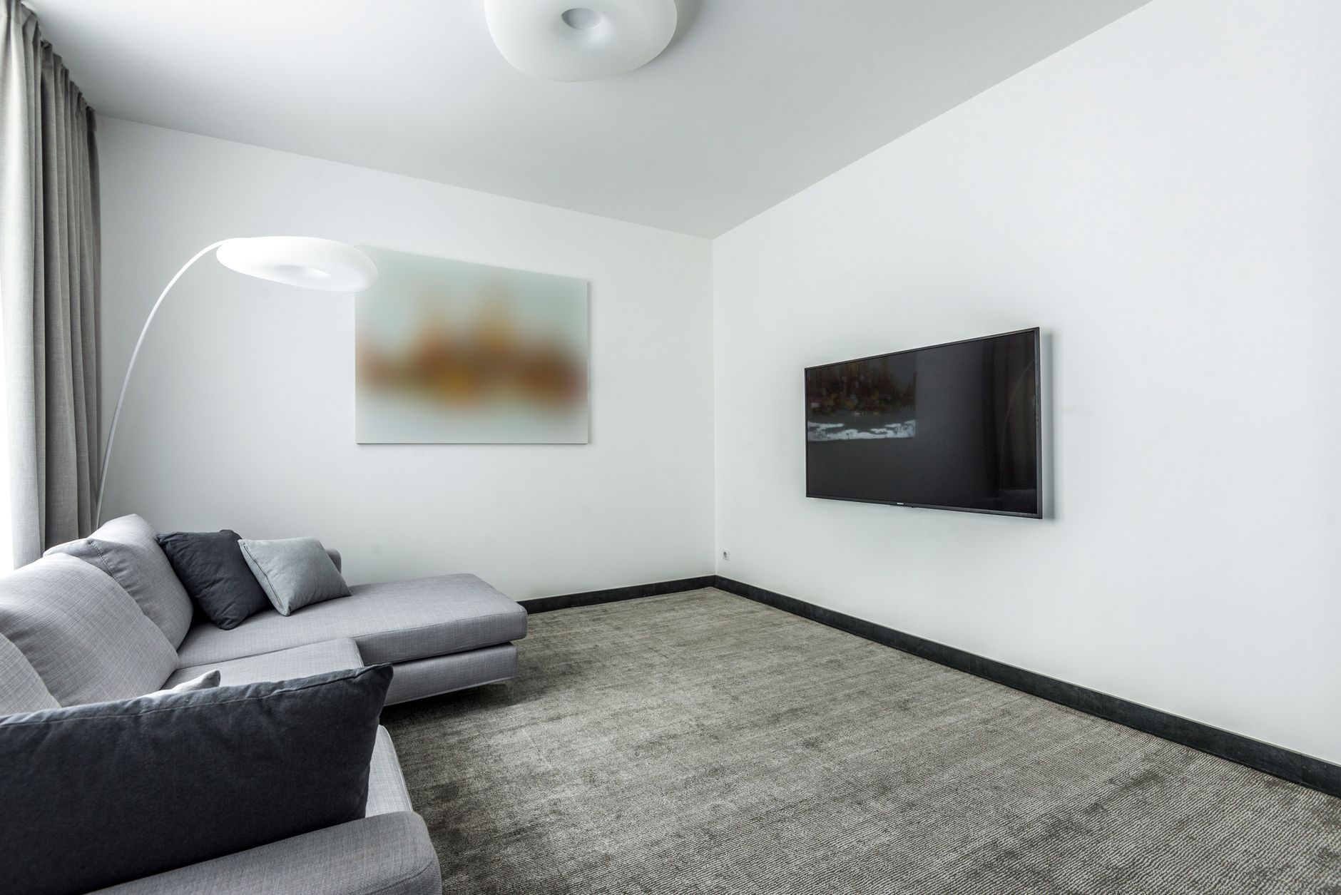 iptv sur android box branchée au téléviseur du salon