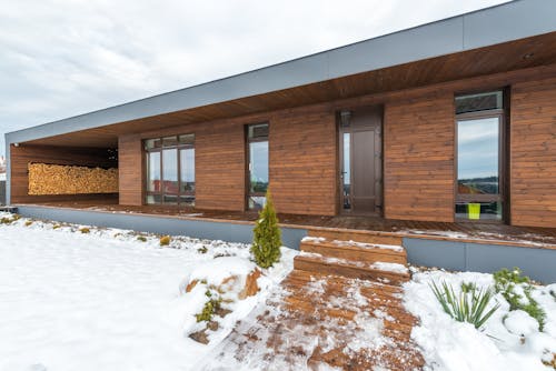 Free Photo of a Modern Wooden House Stock Photo