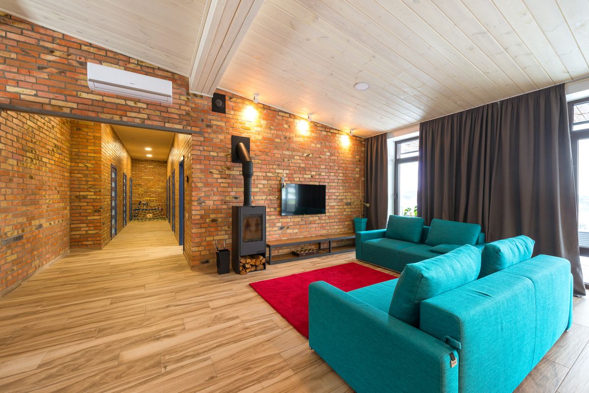 The Role of a Red Sofa in Living Room Decor