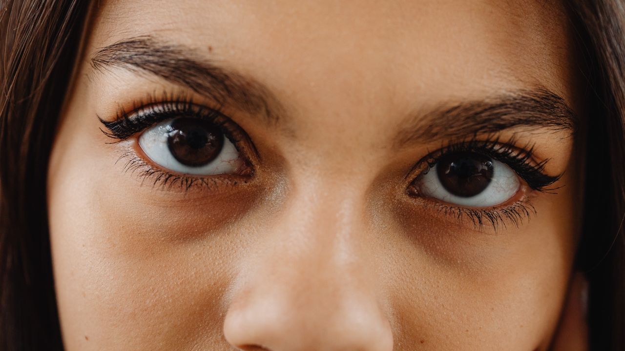 Blefaroplastia sem Cortes em Jaú: Riscos, Cuidados e Resultados Seguros - Augusta Perfection