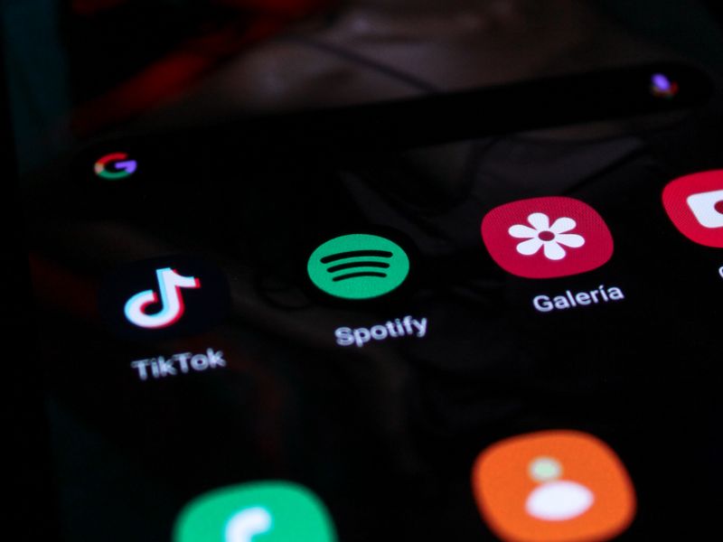 TikTok受众洞察怎么用?年龄+地区+兴趣3维交叉分析