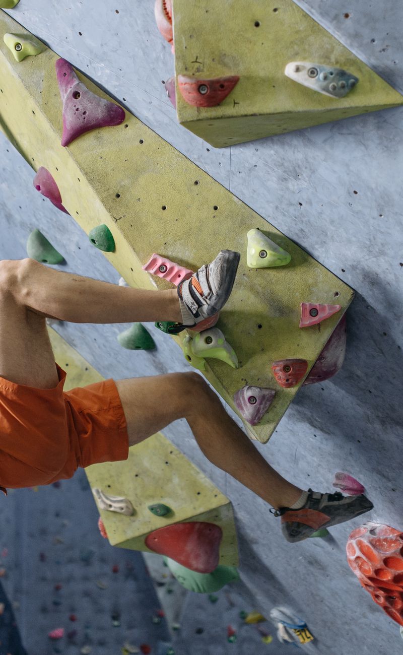 Indoor Climbing Technique: How to Master Modern Volume Movement 2026