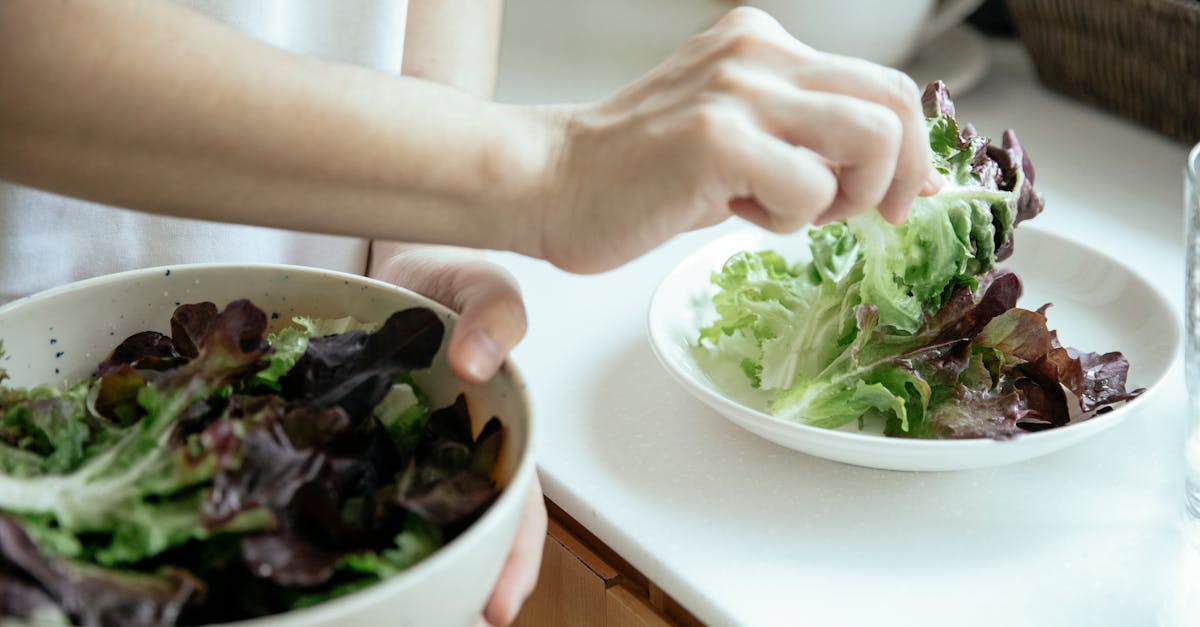 How to prepare snap peas for salad