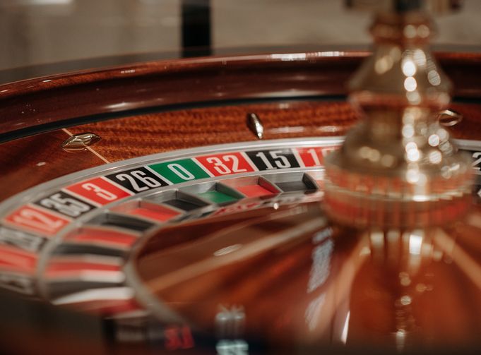 Online Casino: Spielautomaten und Live-Spiele im Überblick