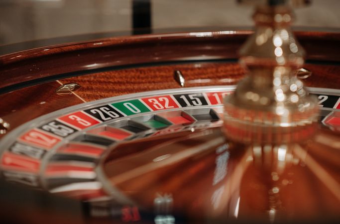 Online Casino: Spielautomaten und Live-Spiele im Überblick
