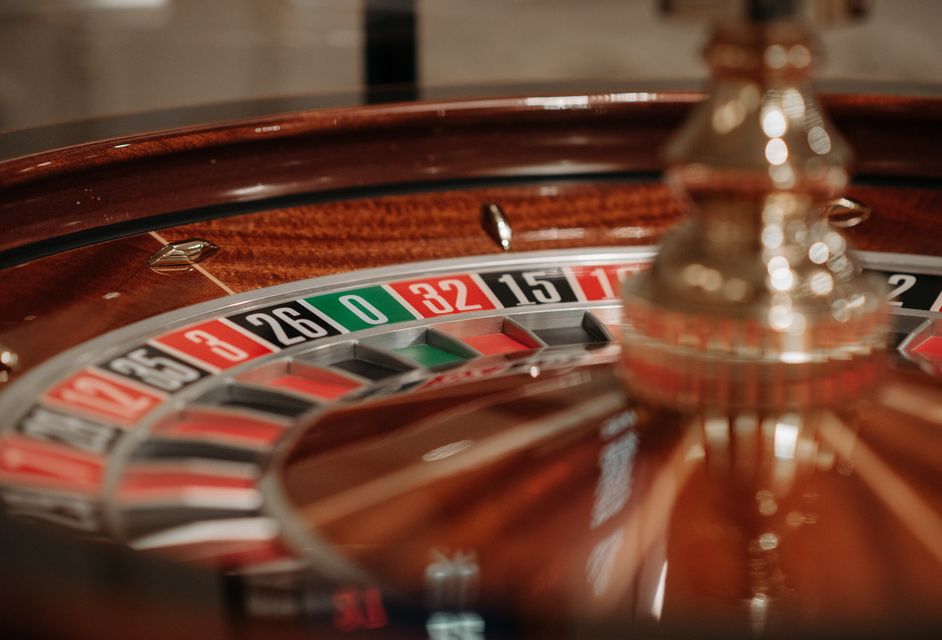 Online Casino: Spielautomaten und Live-Spiele im Überblick