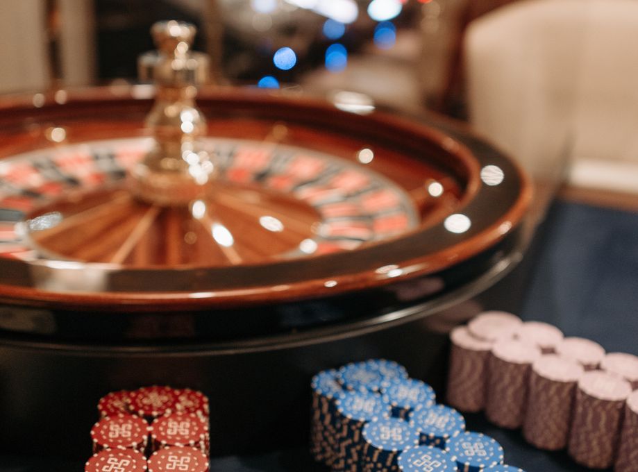 Online Casino: Spielautomaten und Live-Spiele im Überblick