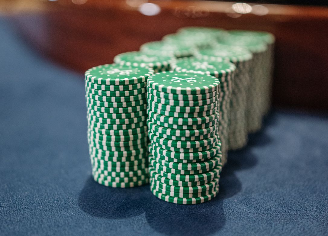 Online Casino: Spielautomaten und Live-Spiele im Überblick