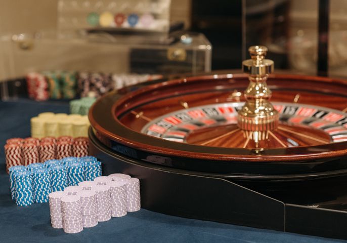 Online Casino: Spielautomaten und Live-Spiele im Überblick