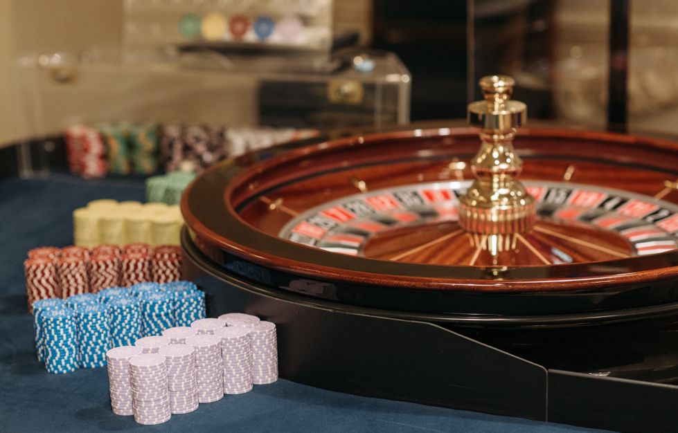 Online Casino: Spielautomaten und Live-Spiele im Überblick