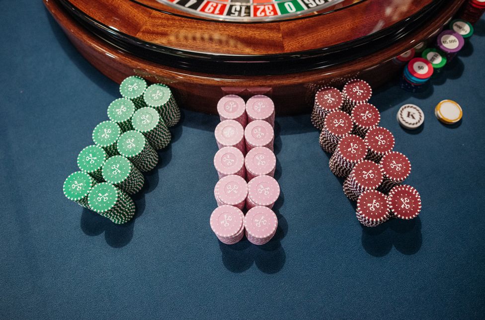 Online Casino: Spielautomaten und Live-Spiele im Überblick