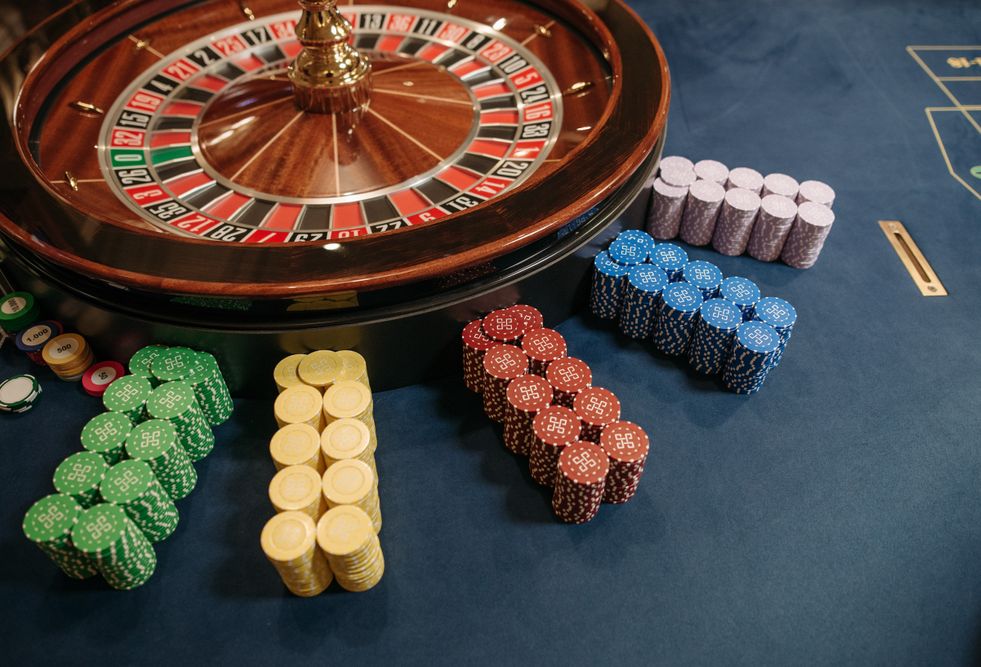Online Casino: Spielautomaten und Live-Spiele im Überblick