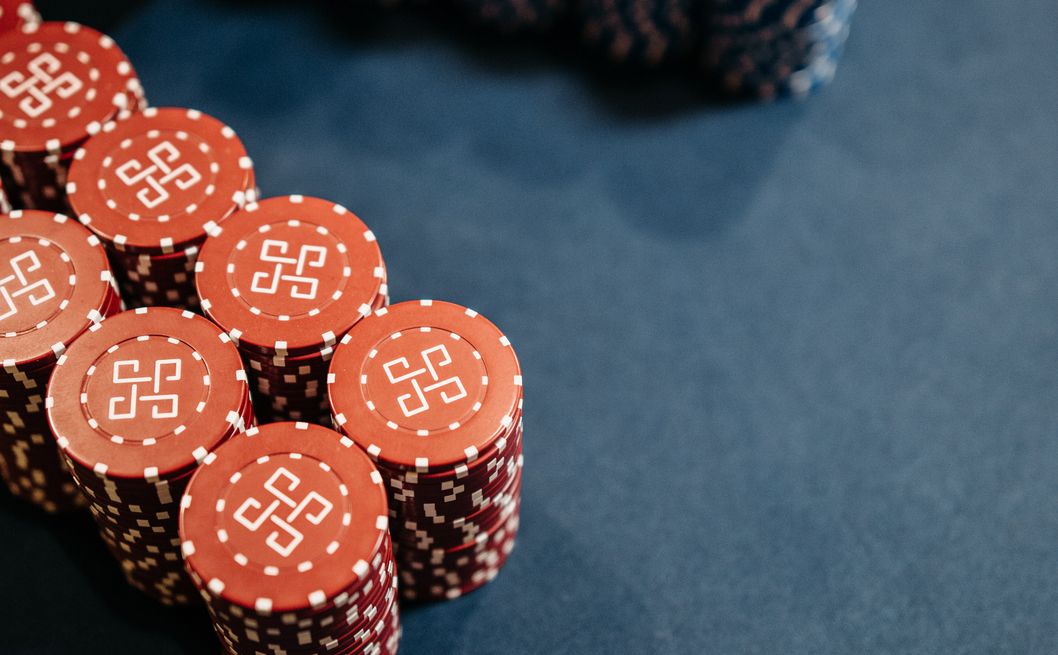 Online Casino: Spielautomaten und Live-Spiele im Überblick