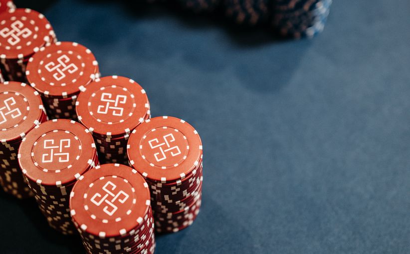 Online Casino: Spielautomaten und Live-Spiele im Überblick