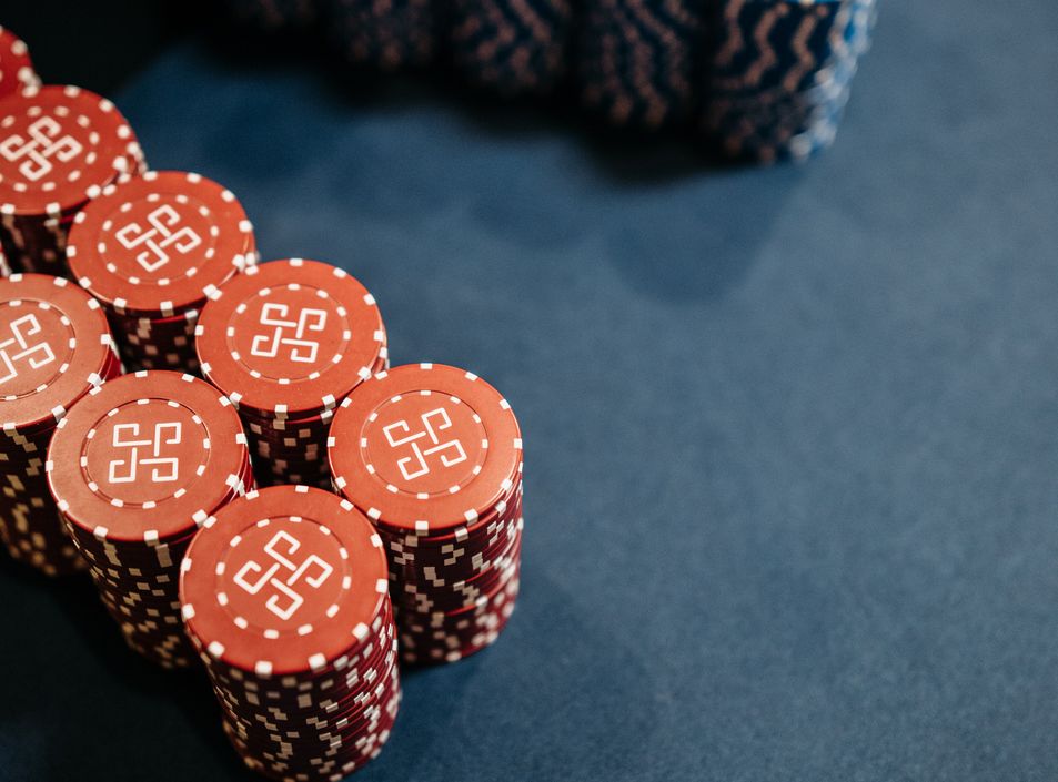 Online Casino: Spielautomaten und Live-Spiele im Überblick