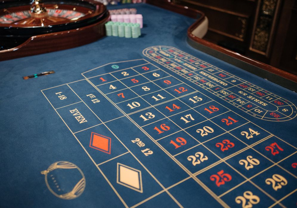 Online Casino: Spielautomaten und Live-Spiele im Überblick