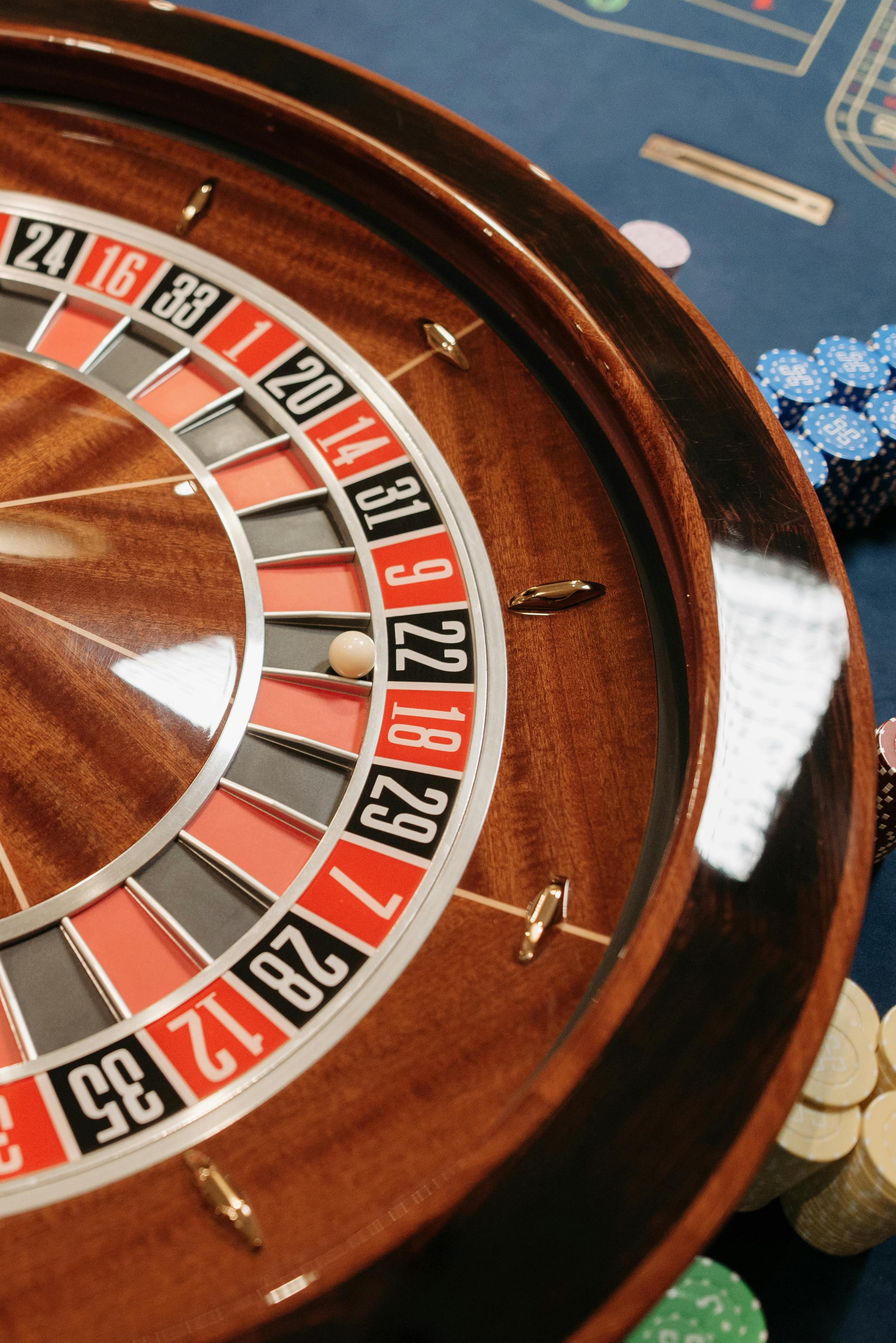 photo of roulette table