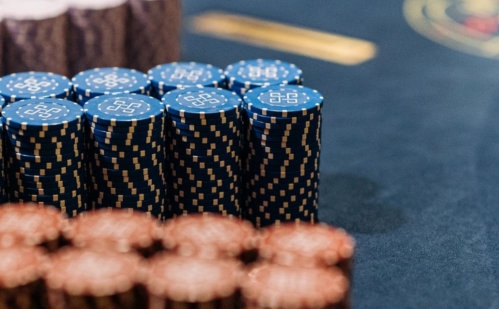Online Casino: Spielautomaten und Live-Spiele im Überblick