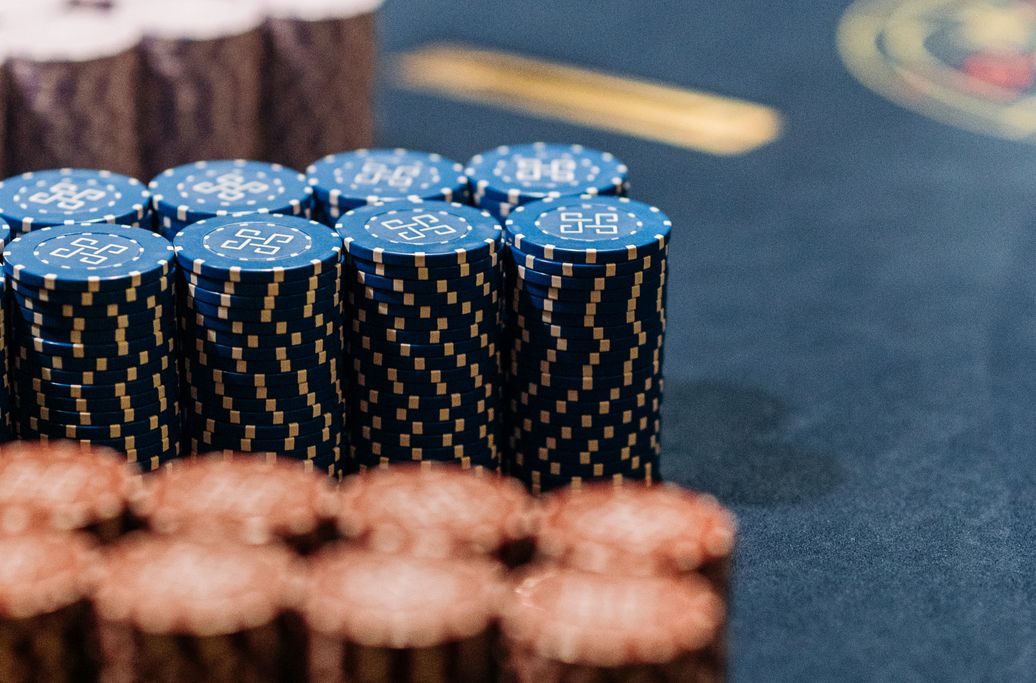 Online Casino: Spielautomaten und Live-Spiele im Überblick