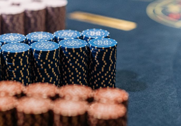 Online Casino: Spielautomaten und Live-Spiele im Überblick