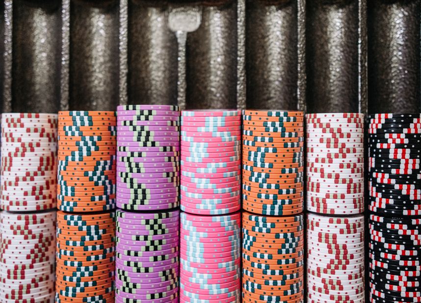 Online Casino: Spielautomaten und Live-Spiele im Überblick