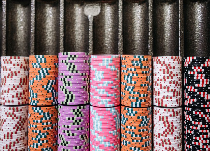 Online Casino: Spielautomaten und Live-Spiele im Überblick