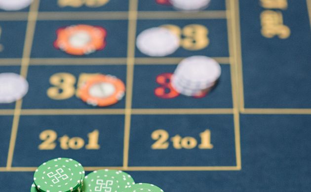 Online Casino: Spielautomaten und Live-Spiele im Überblick
