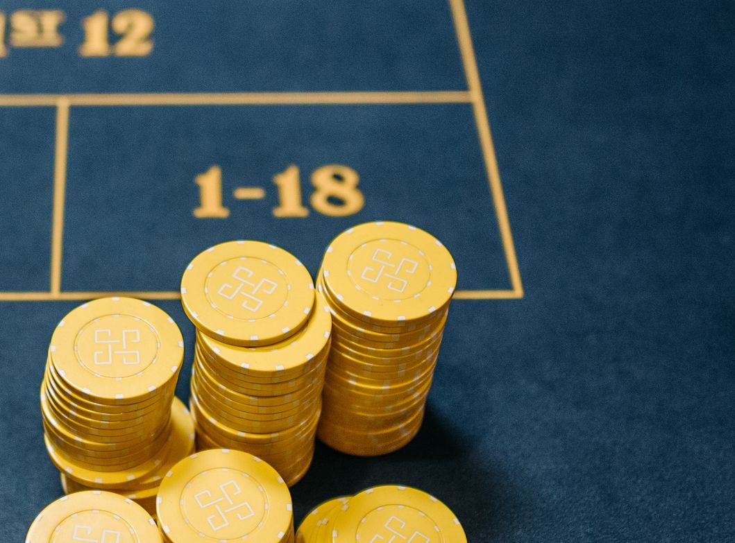 Online Casino: Spielautomaten und Live-Spiele im Überblick