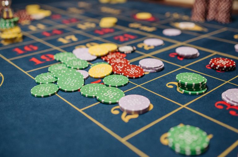 Online Casino mit verschiedenen Glücksspielen und Bonusangeboten