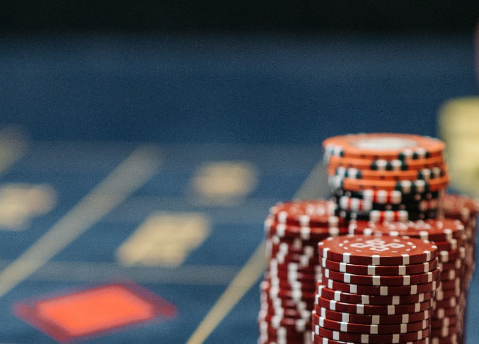 Online Casino: Spielautomaten und Live-Spiele im Überblick