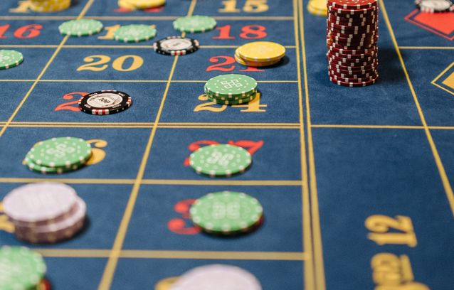 Online Casino: Spielautomaten und Live-Spiele im Überblick