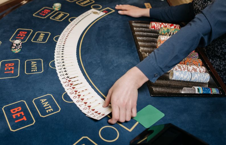 Registrierung bei einem Online Casino mit Smartphone