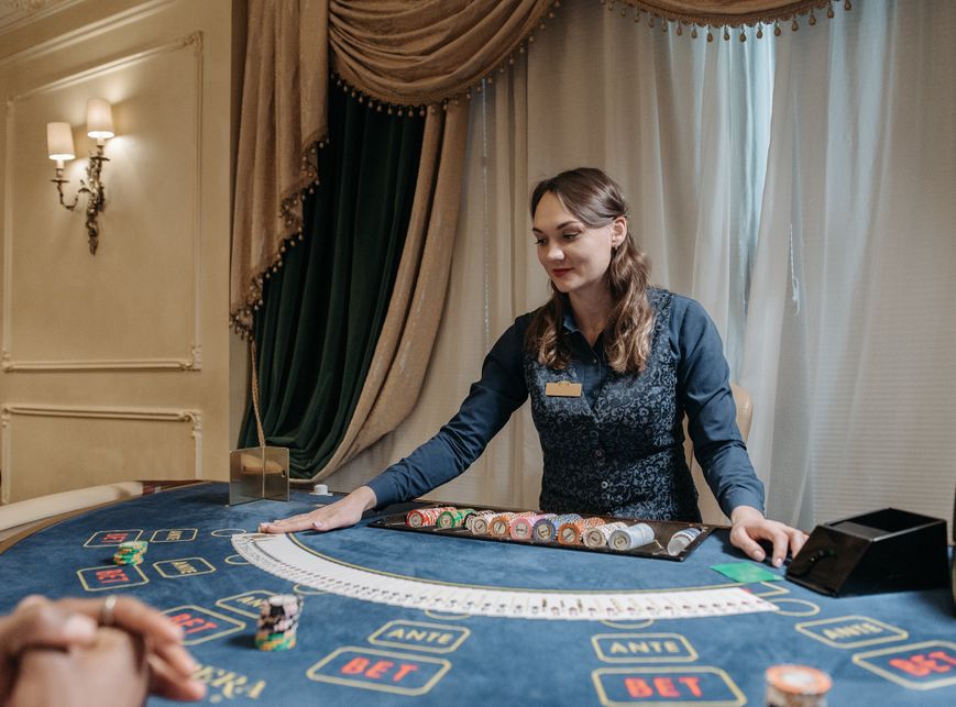 Online Casino: Spielautomaten und Live-Spiele im Überblick