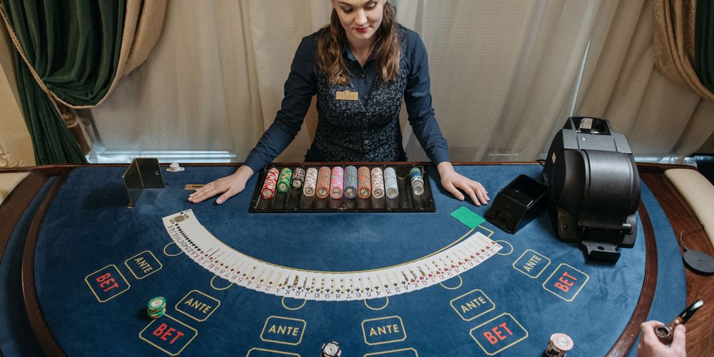 Khám Phá Thế Giới Casino Bj38 - Một Trải Nghiệm Cá Cược Không Thể Bỏ Lỡ 4 Khám Phá Thế Giới Casino Bj38 - Một Trải Nghiệm Chơi Game Không Thể Bỏ Lỡ