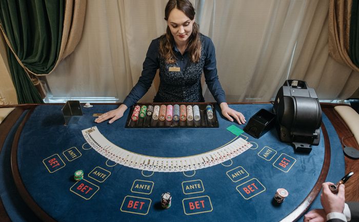 Online Casino: Spielautomaten und Live-Spiele im Überblick
