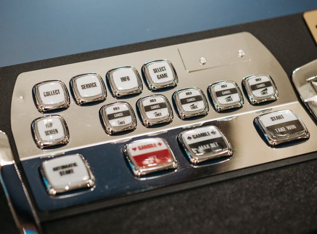 Online Casino: Spielautomaten und Live-Spiele im Überblick