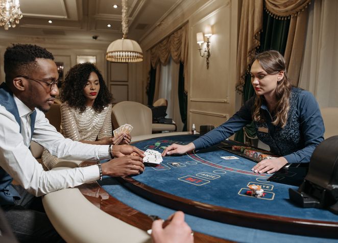 Online Casino: Spielautomaten und Live-Spiele im Überblick